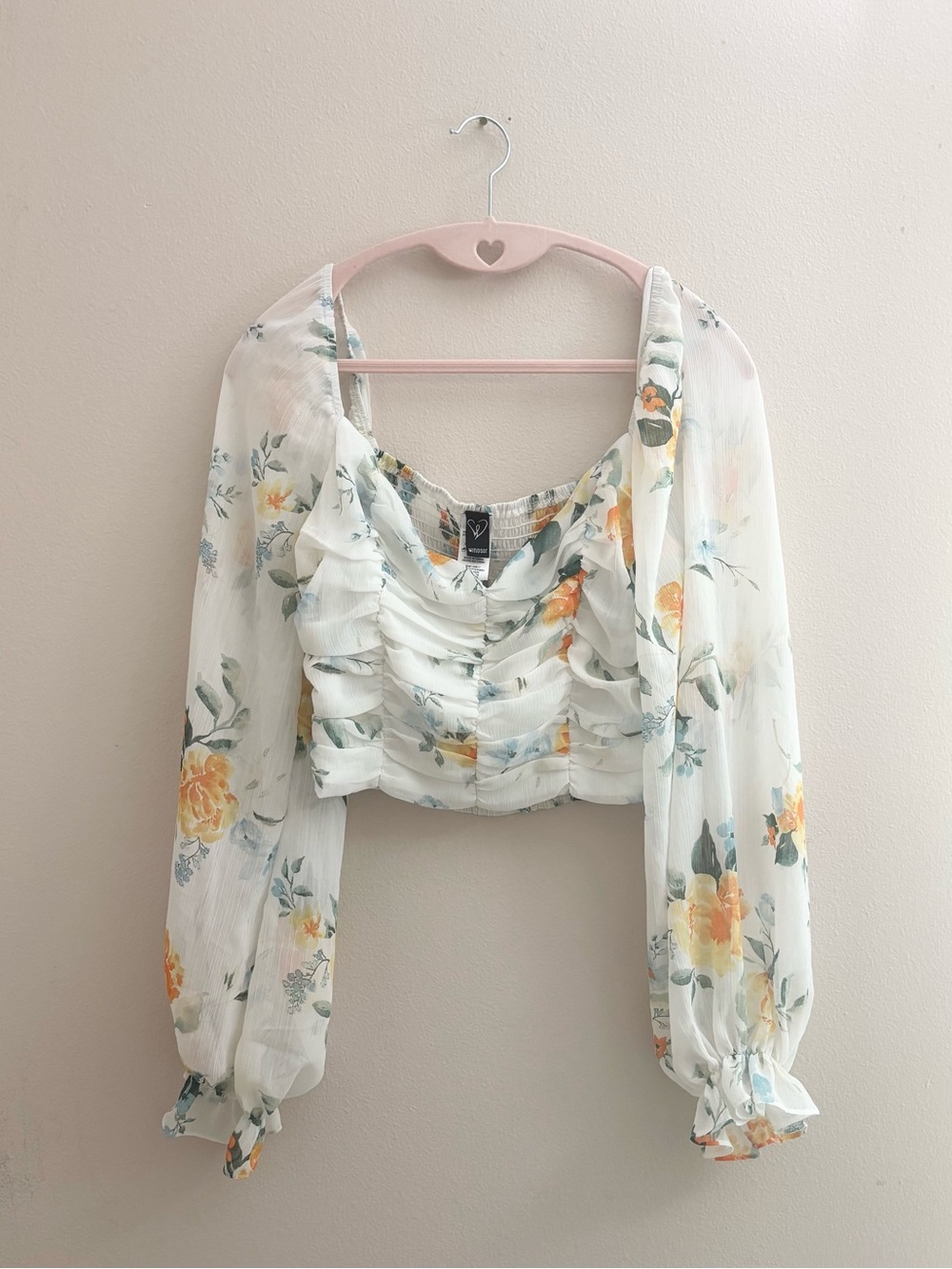 5/$15 🩷 Windsor White Sheer Floral Ruffle Crop Blouse - Picture 2 of 6